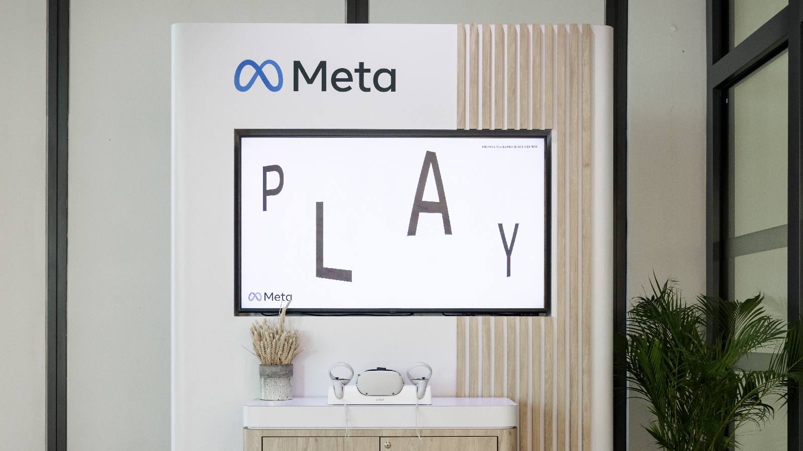 Meta Experience Centers